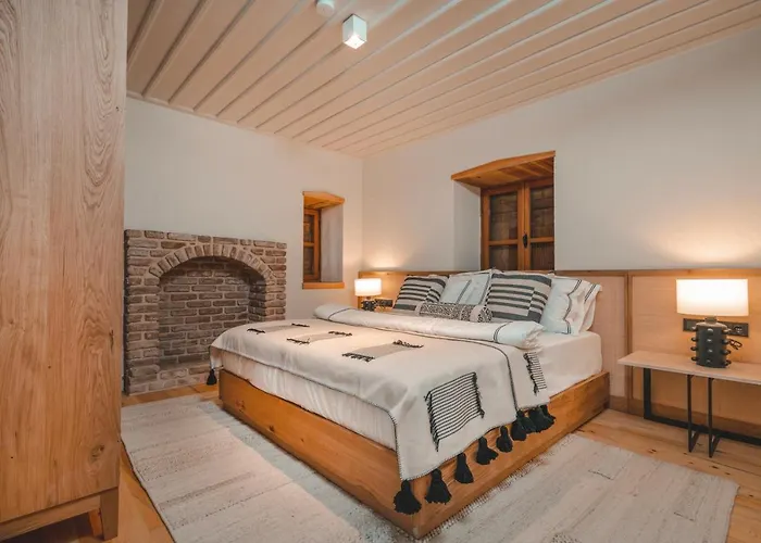 Hotel 6 By Zula *
